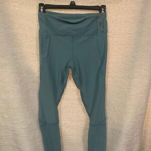 Green leggings